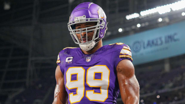 Vikings linebacker Danielle Hunter walks off the field.